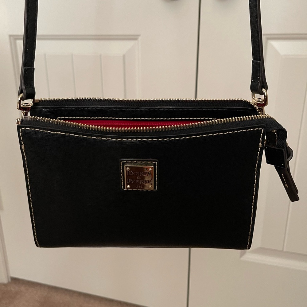 Dooney & Bourke Saffiano Leather Janine Crossbody
